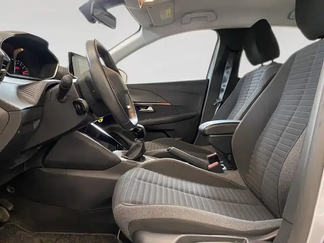 Peugeot 208 view 7