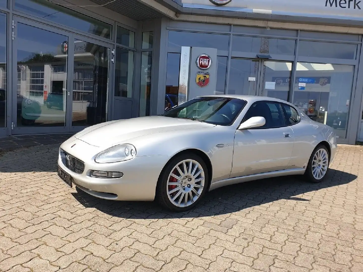 Maserati 4200 GT Plateado - 2