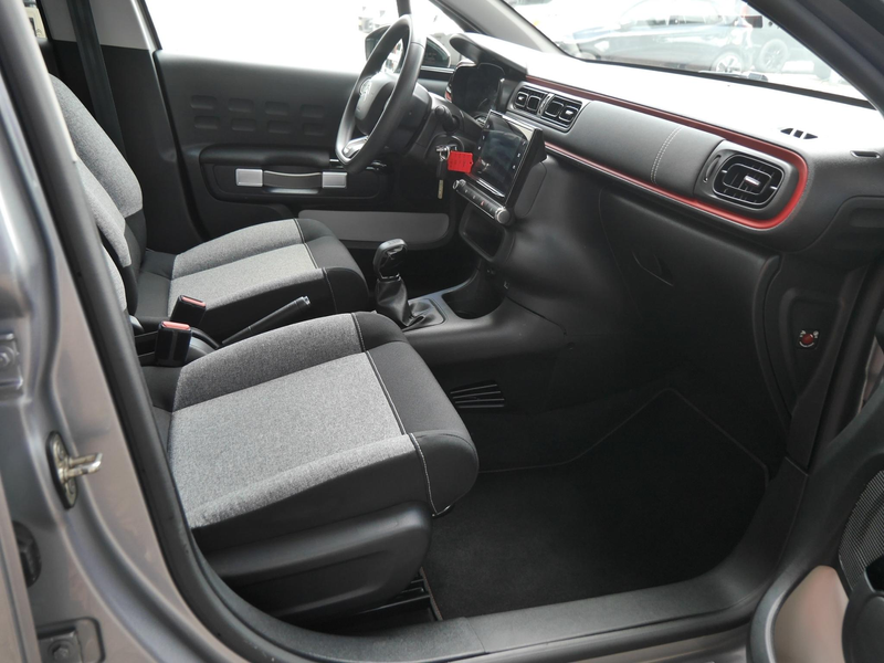 Citroen C3 1.2 PureTech C-Series | Trekhaak | Navigatie | Cli — photo 9