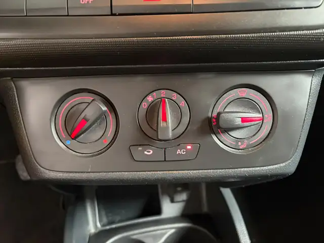 Seat Ibiza view 13