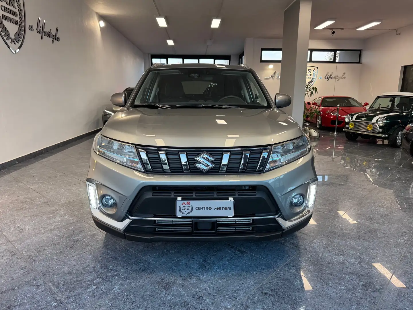 Suzuki Vitara 1.4h Cool 2wd "SOLI 8000 KM " PARI AL NUOVO Gris - 2