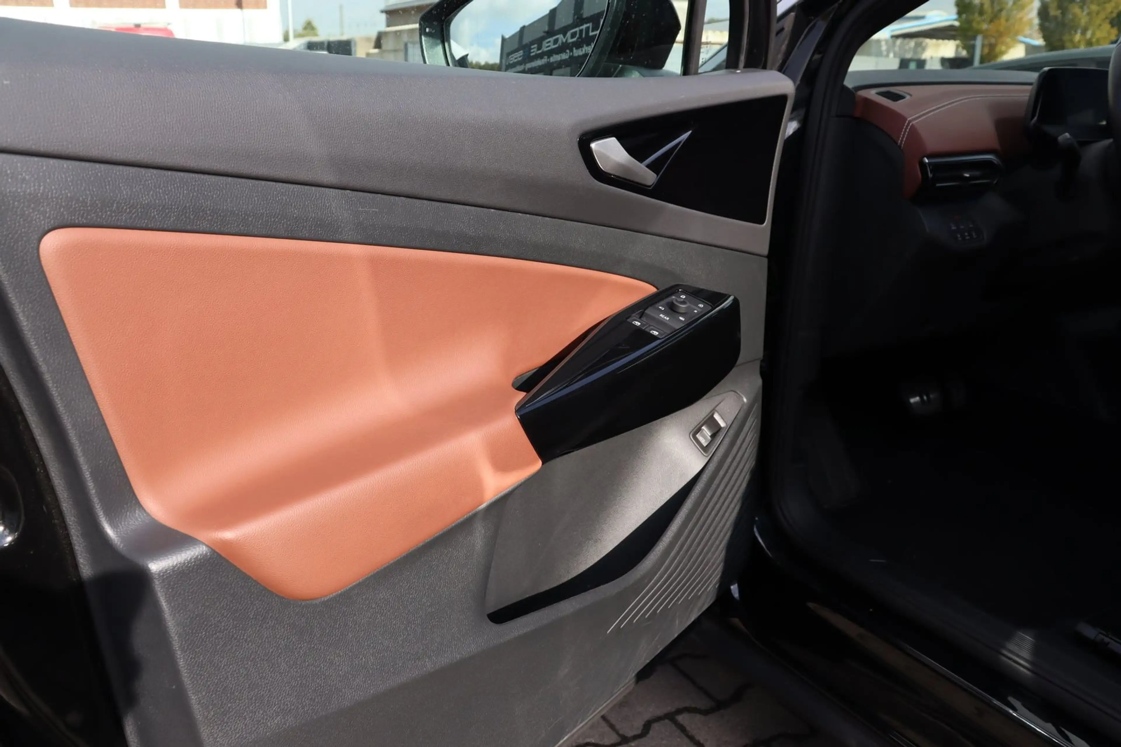 Volkswagen ID.5 Pro Performance 150 kW mit Infotainment-Pak — photo 13