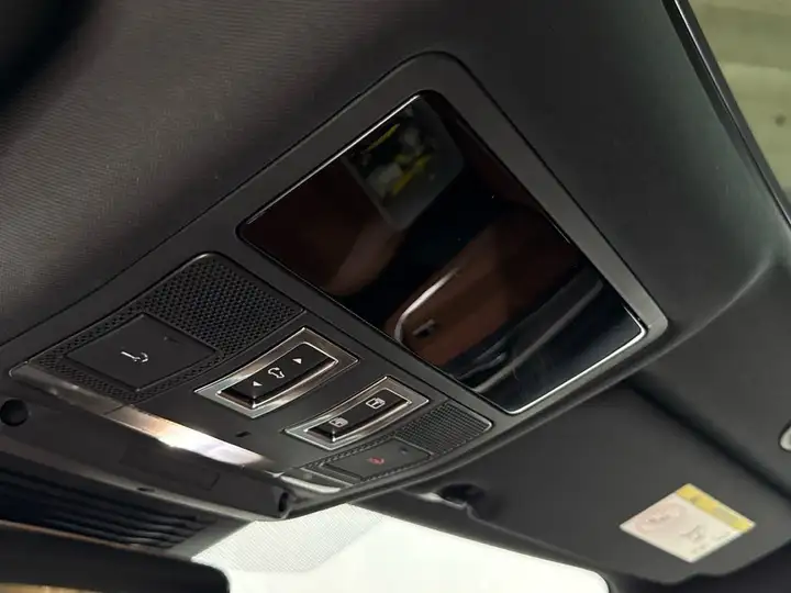 Jaguar F-Pace 2025, foto 19
