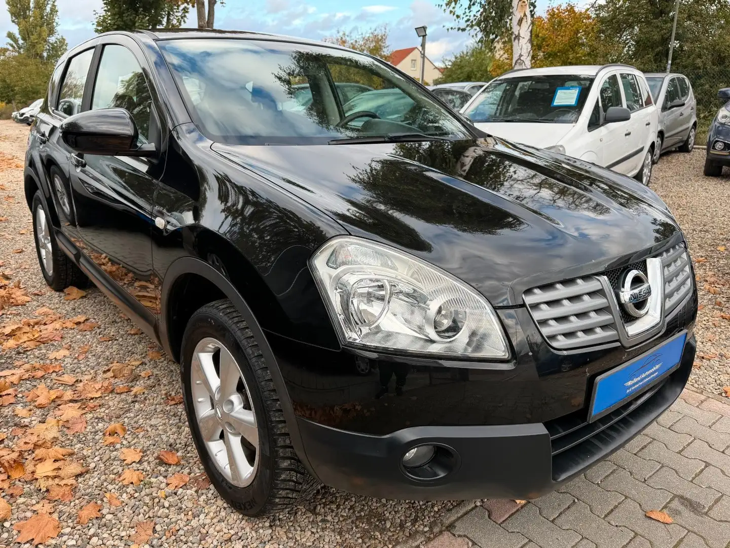Nissan Qashqai Acenta 4X4*2.HD*Klima*PDC*TÜV NEU Černá - 2