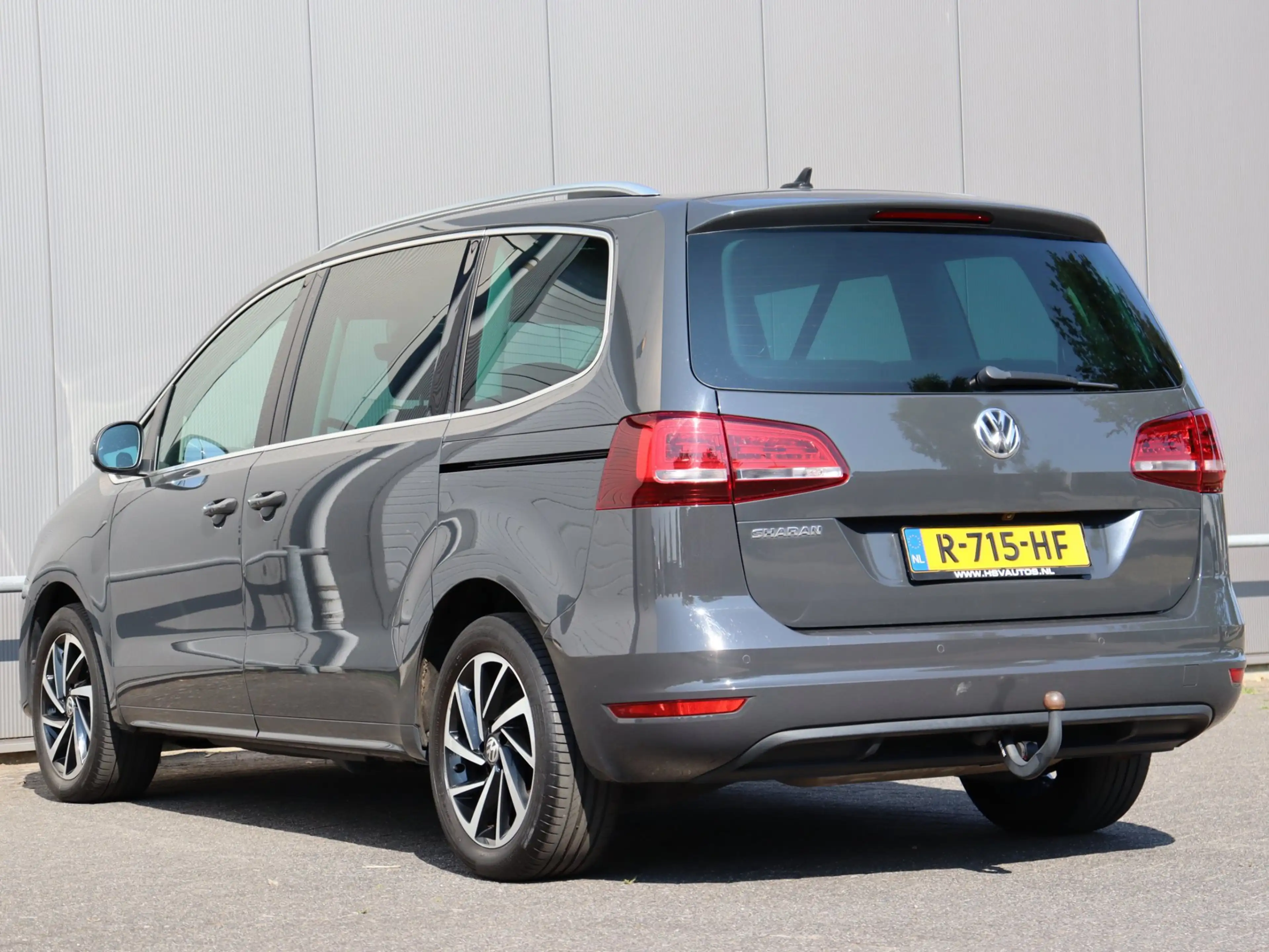 Volkswagen Sharan 1.4 TSI Exclusive Series 7-pers navi LM camera — photo 8