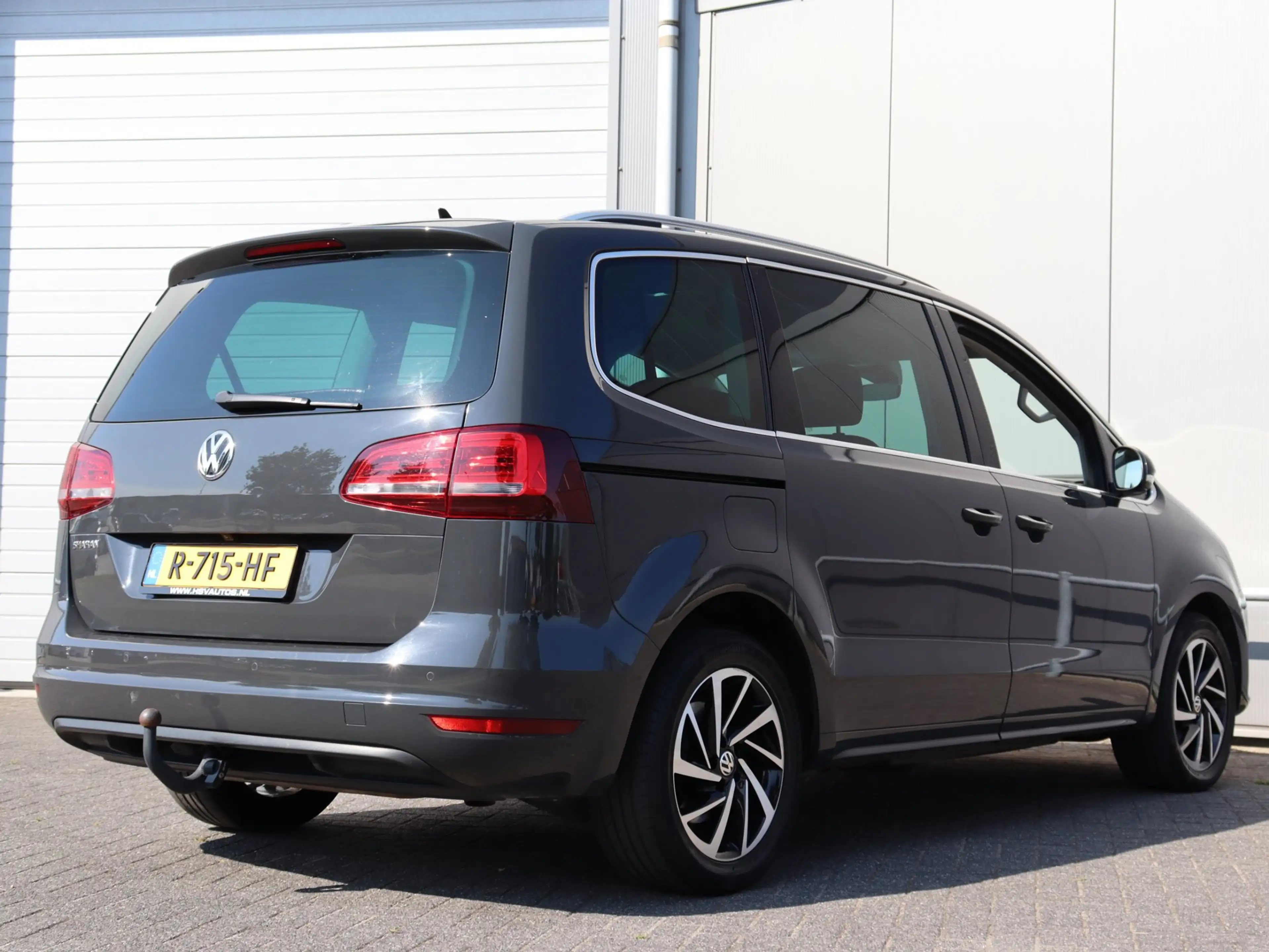 Volkswagen Sharan 1.4 TSI Exclusive Series 7-pers navi LM camera — photo 9