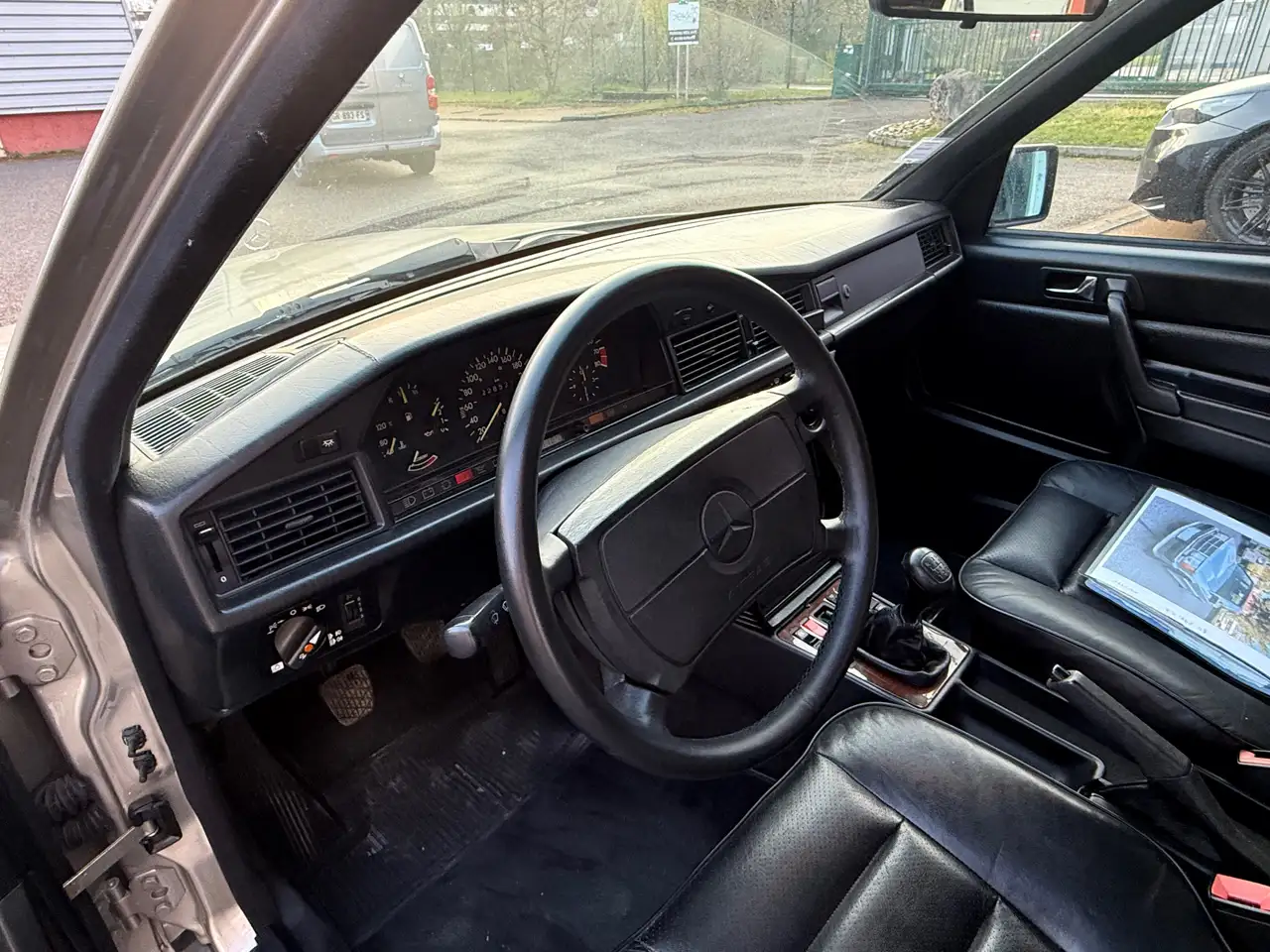 Mercedes-Benz 190 E 2.3 16V Confort, foto 7