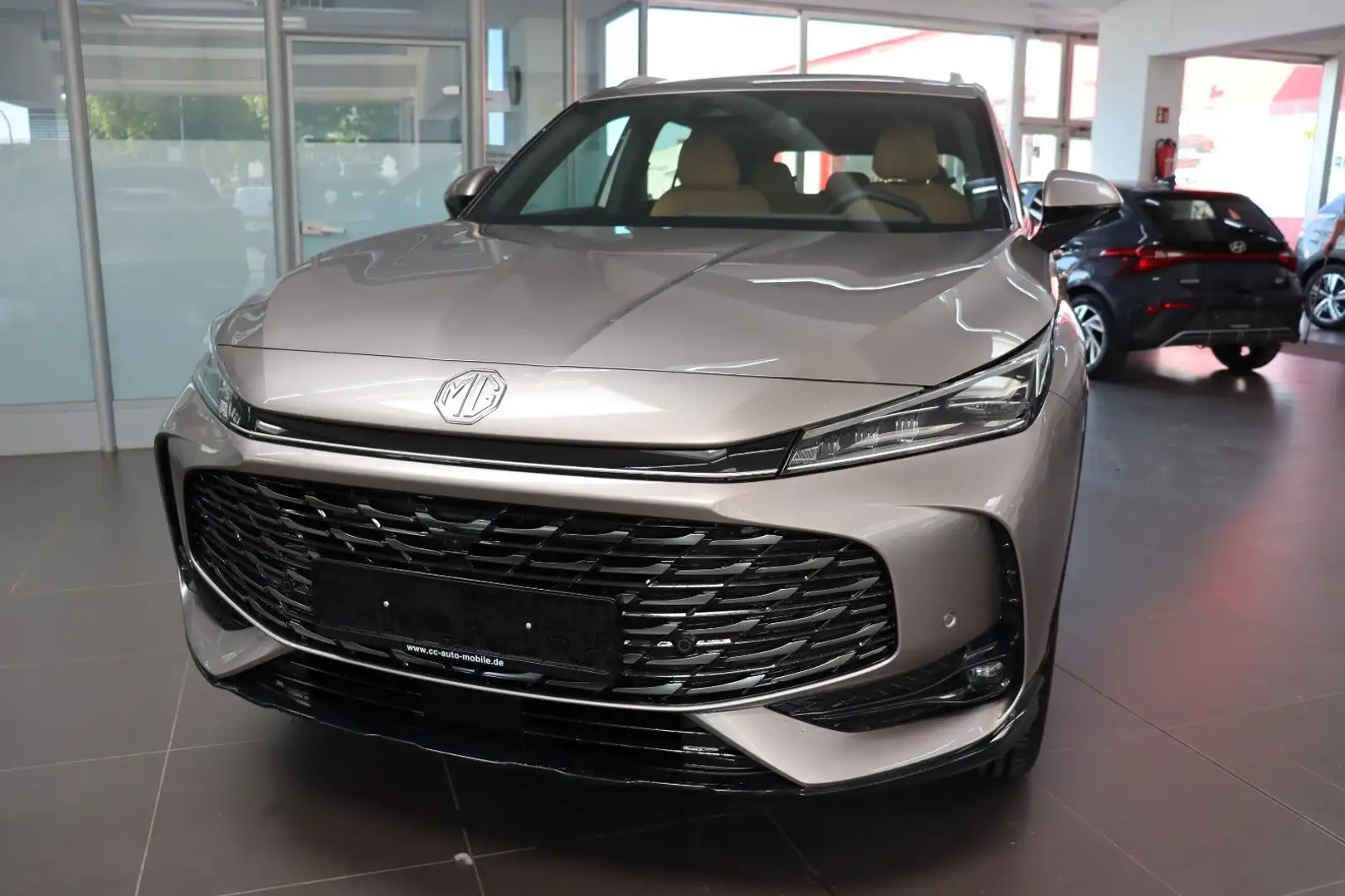 MG HS 1.5 AT Luxury MY25 360 Totw. ACC Leder AKTION Argent - 2