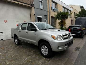 2.5 D-4D 4WD AIRCO CLIMATISÉ ÉTAT EXCEPTIONNEL!!!!