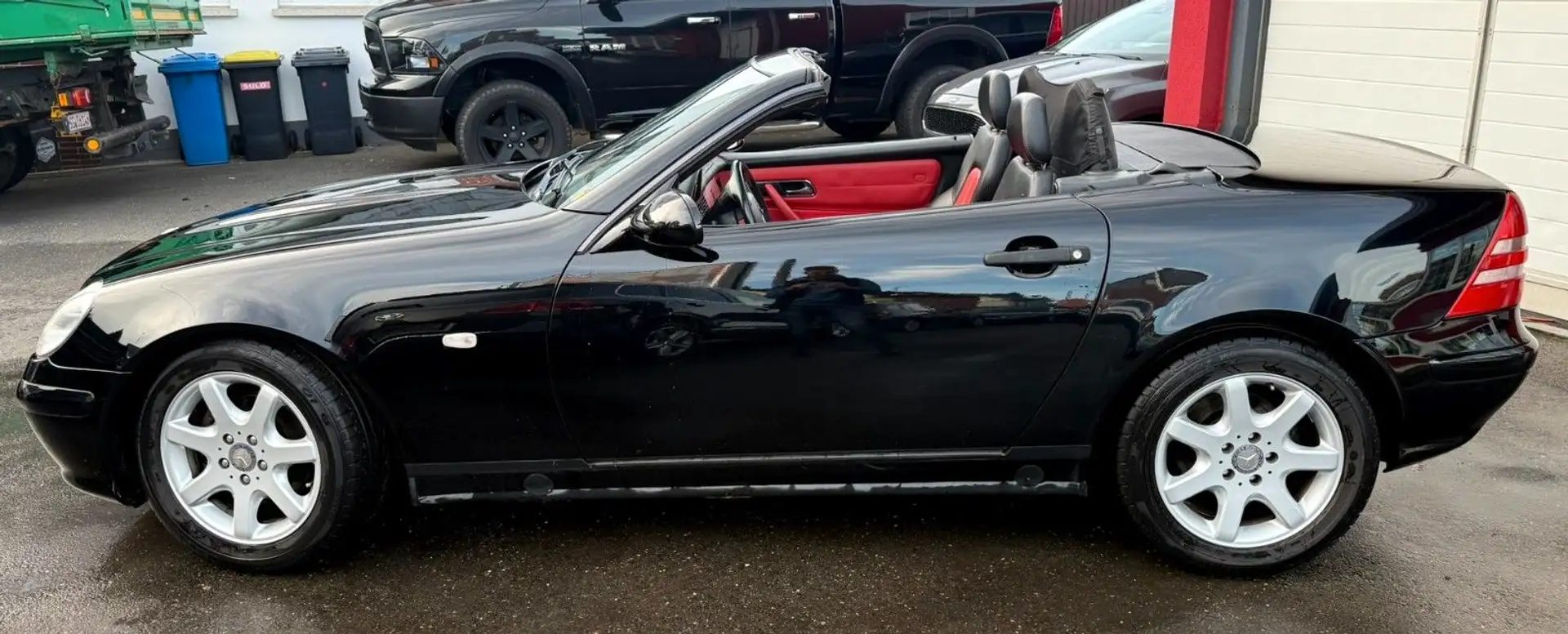 Mercedes-Benz SLK 230 KOMPRESSOR Automatik/Alufelgen/Leder Schwarz - 2