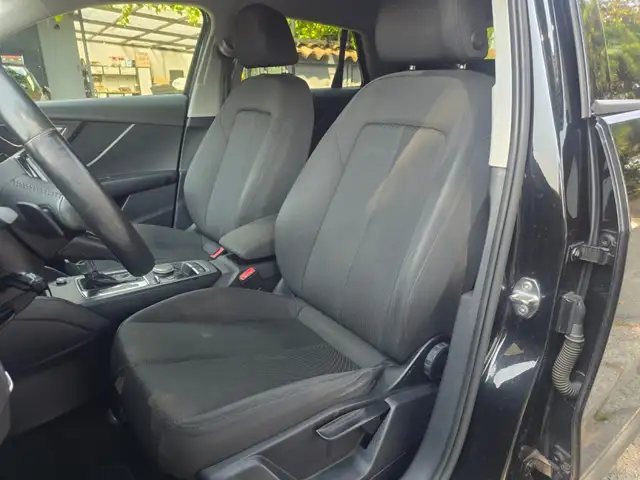 Audi Q2 view 7