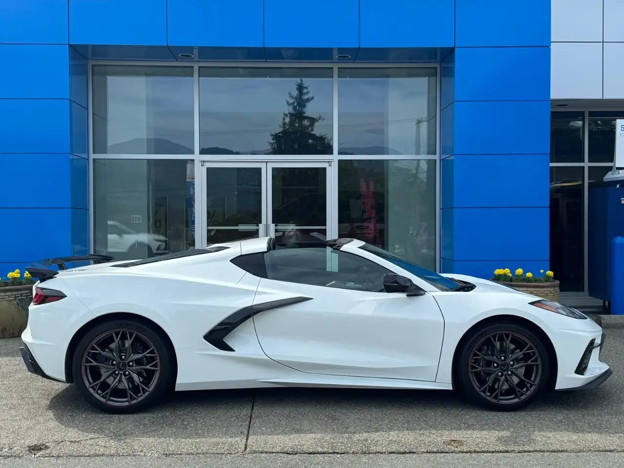 Chevrolet Corvette снимка Chevrolet Corvette