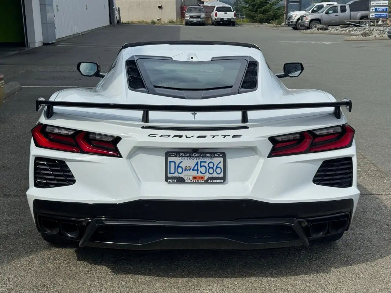 Chevrolet Corvette снимка Chevrolet Corvette