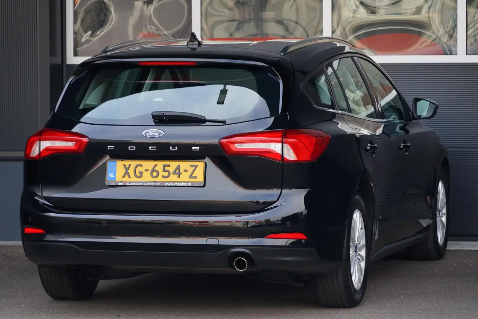 Ford Focus Wagon 1.0 EcoBoost Titanium Business, stoelverw. Noir - 2