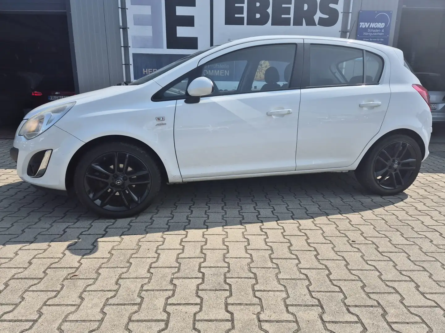 Opel Corsa D Active 1.2 SZHG/TEMP/PDC/BEHEIZT.LENKRAD Blanc - 2