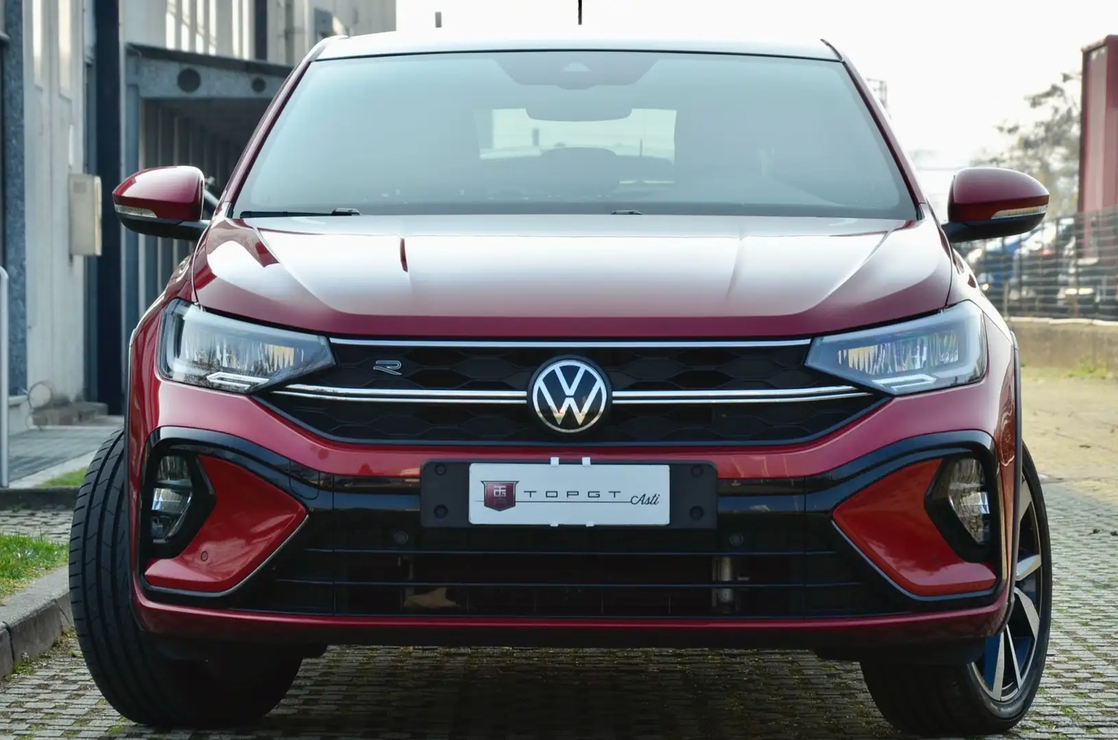 Volkswagen Taigo 1.0 tsi R-Line 110cv TETTO, UNICOPROP, PERMUTE Rouge - 2