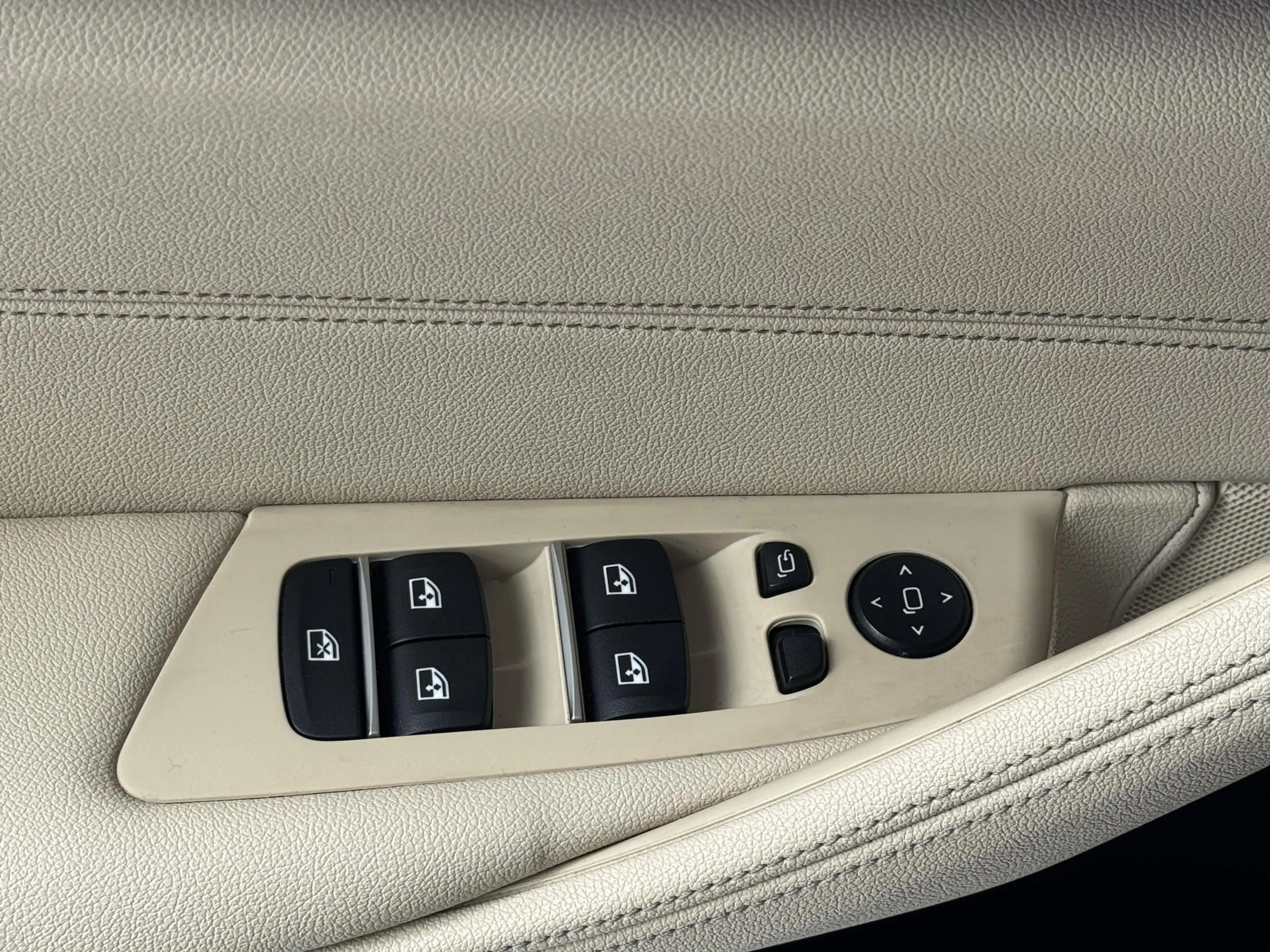 BMW 545 5-serie 545e xDrive High Executive | Navigatie | C — photo 15