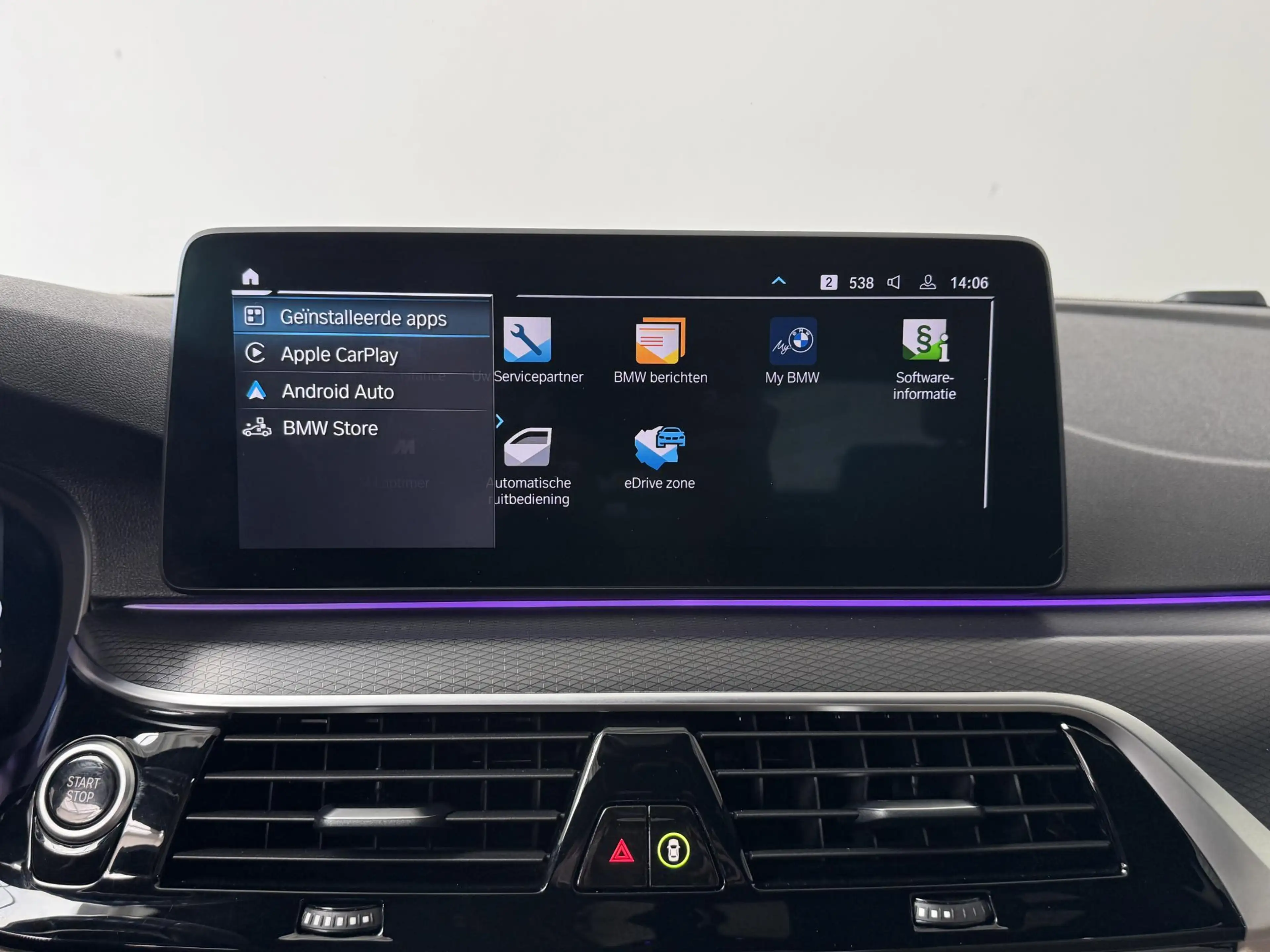 BMW 545 5-serie 545e xDrive High Executive | Navigatie | C — photo 47