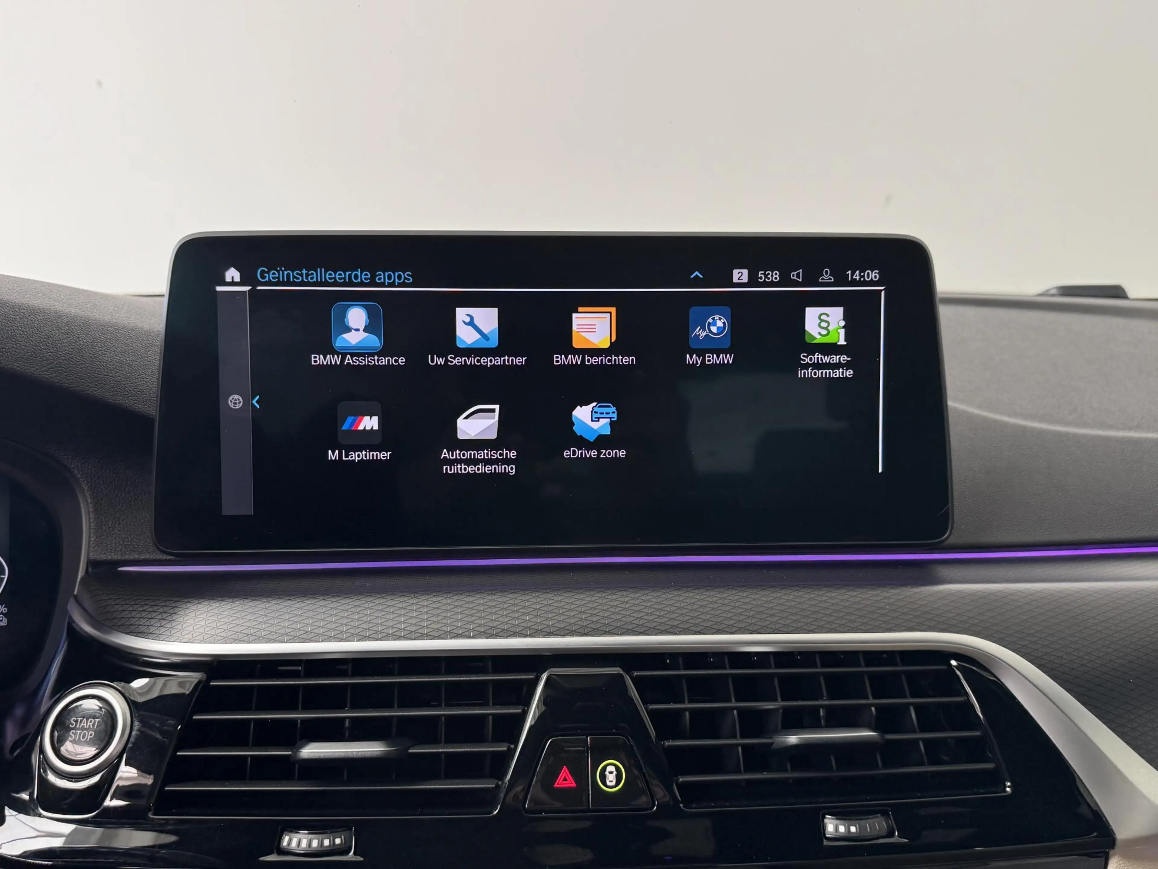 BMW 545 5-serie 545e xDrive High Executive | Navigatie | C — photo 46