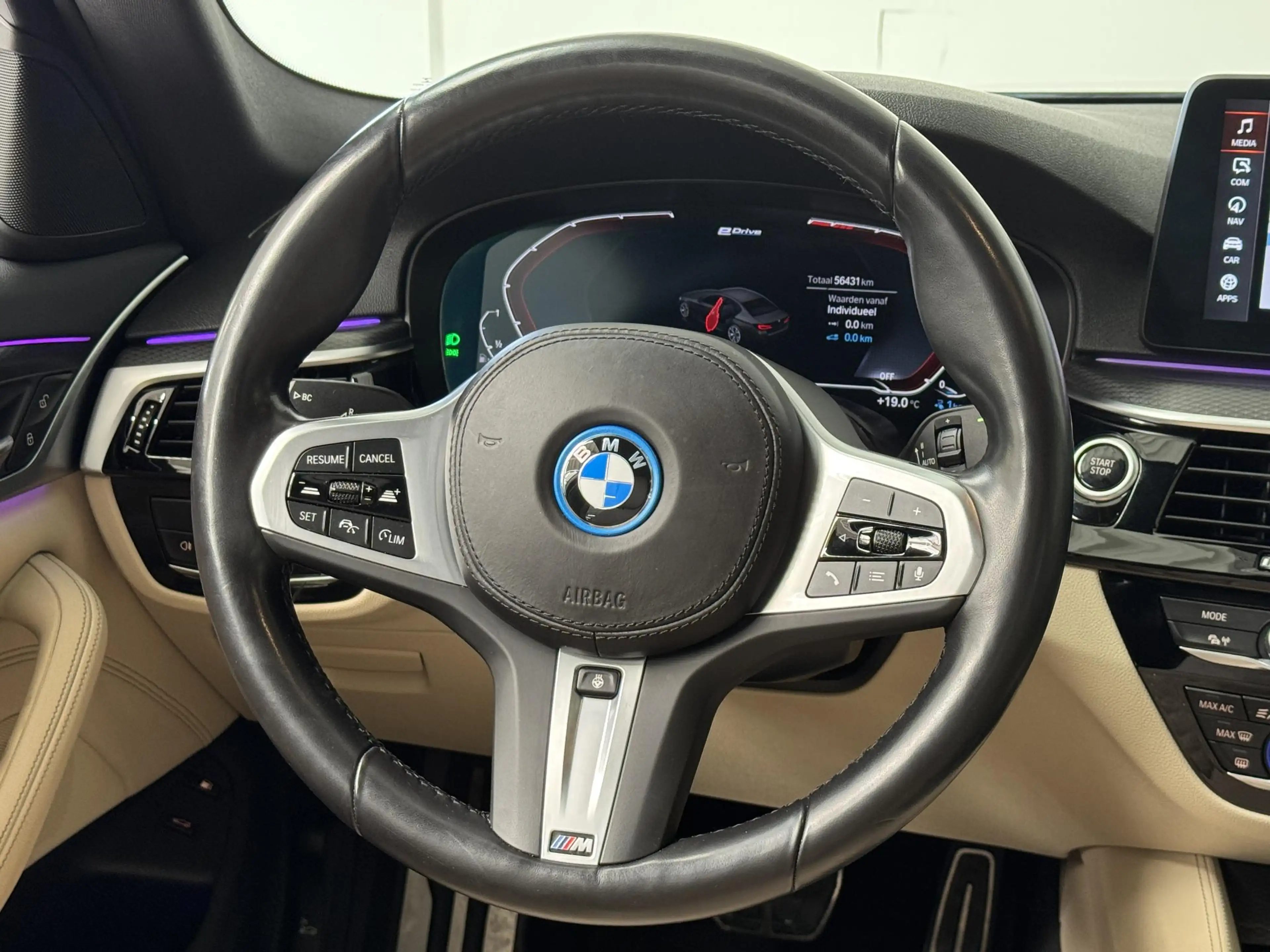 BMW 545 5-serie 545e xDrive High Executive | Navigatie | C — photo 16