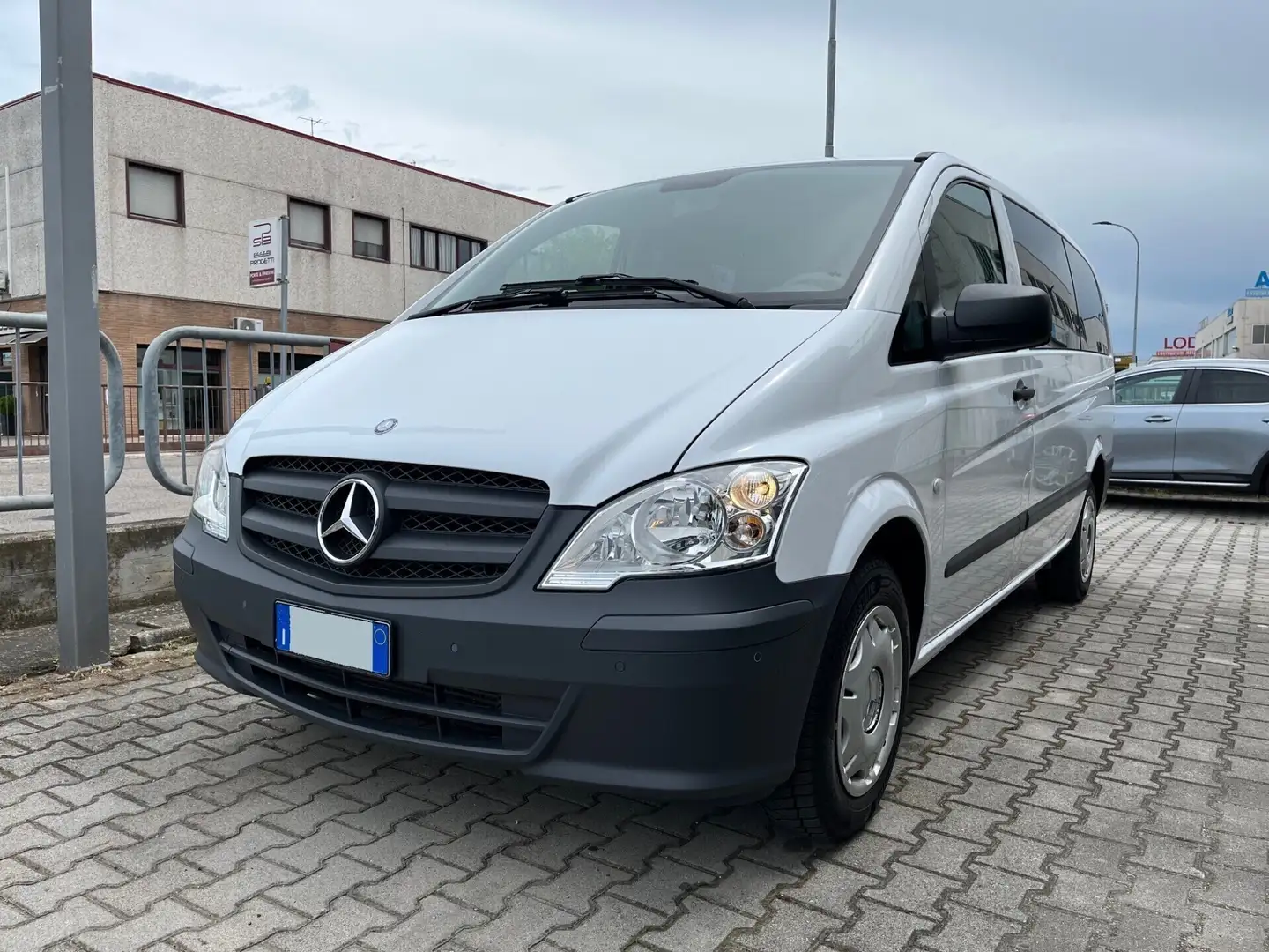 Mercedes-Benz Vito 2.2 113 CDI 9 POSTI (136 CV) Bianco - 1