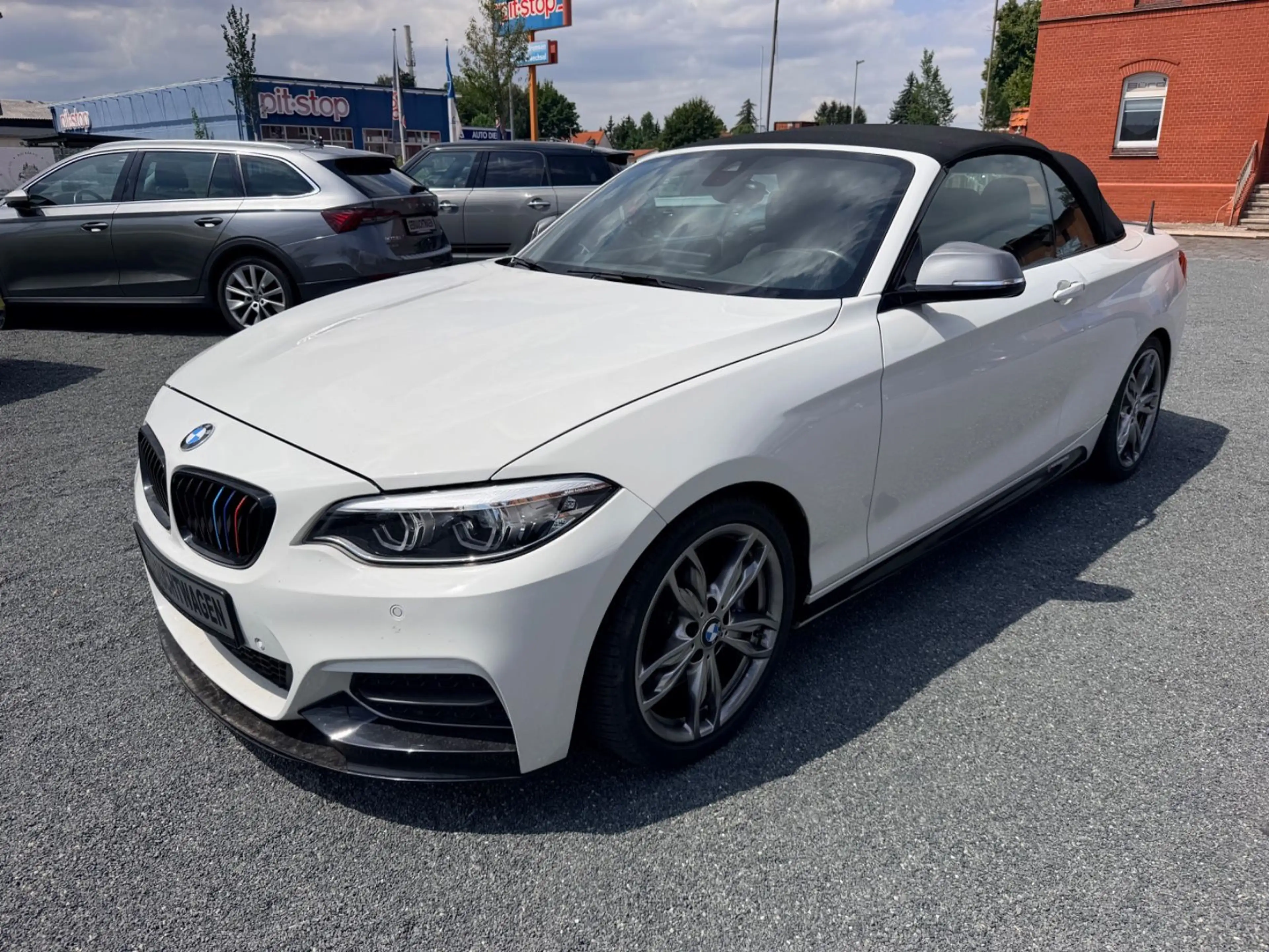 BMW 240 xDrive Steptronic Cabrio — photo 4
