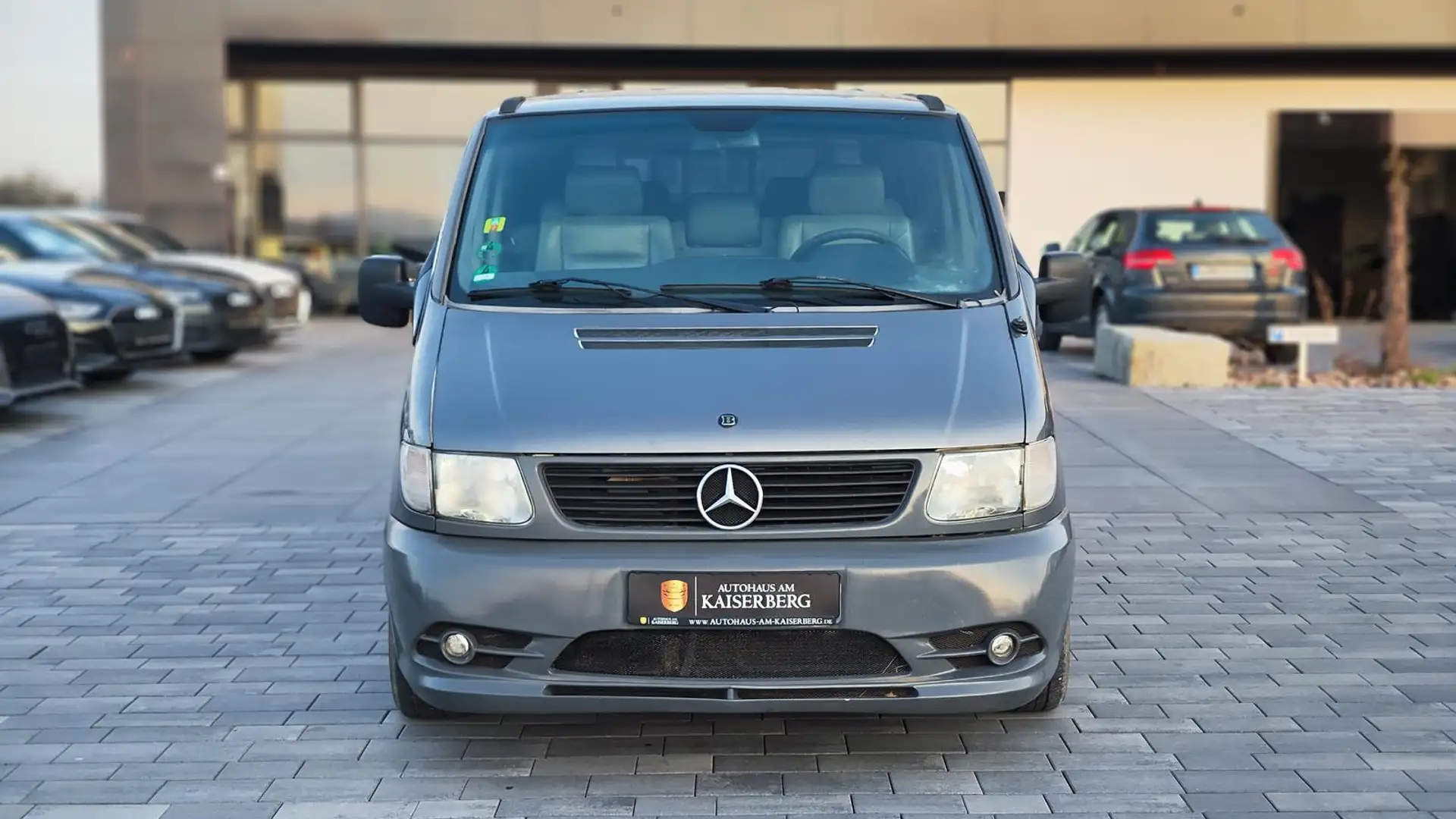 Mercedes-Benz V 230 2.3 Fashion *TÜV 01/2026* 7 Sitzer *Tisch* Fehér - 2