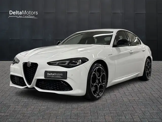 Alfa Romeo Giulia 2023 - Giulia 2.2 t Veloce Q4 210cv auto