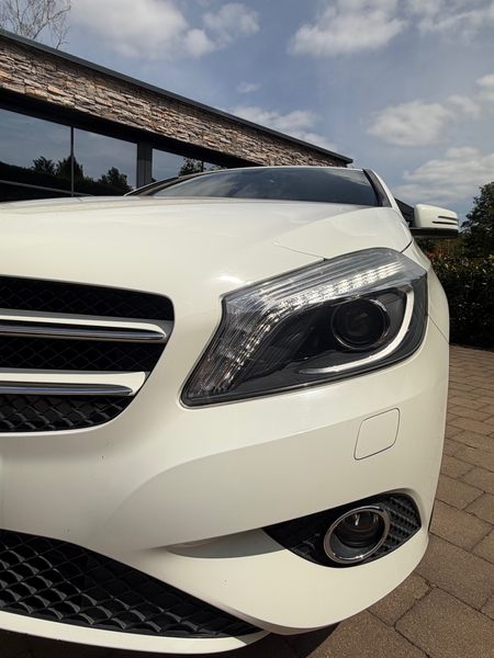 Mercedes-Benz A 180 Zetelverwarming / Airco /17” Alu velgen / Standverwarming /Xenon-Led+Led achterlichten — photo 5