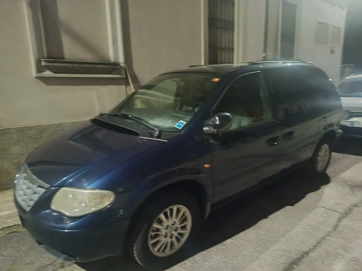 Chrysler Voyager 2.8 crd LX - 1