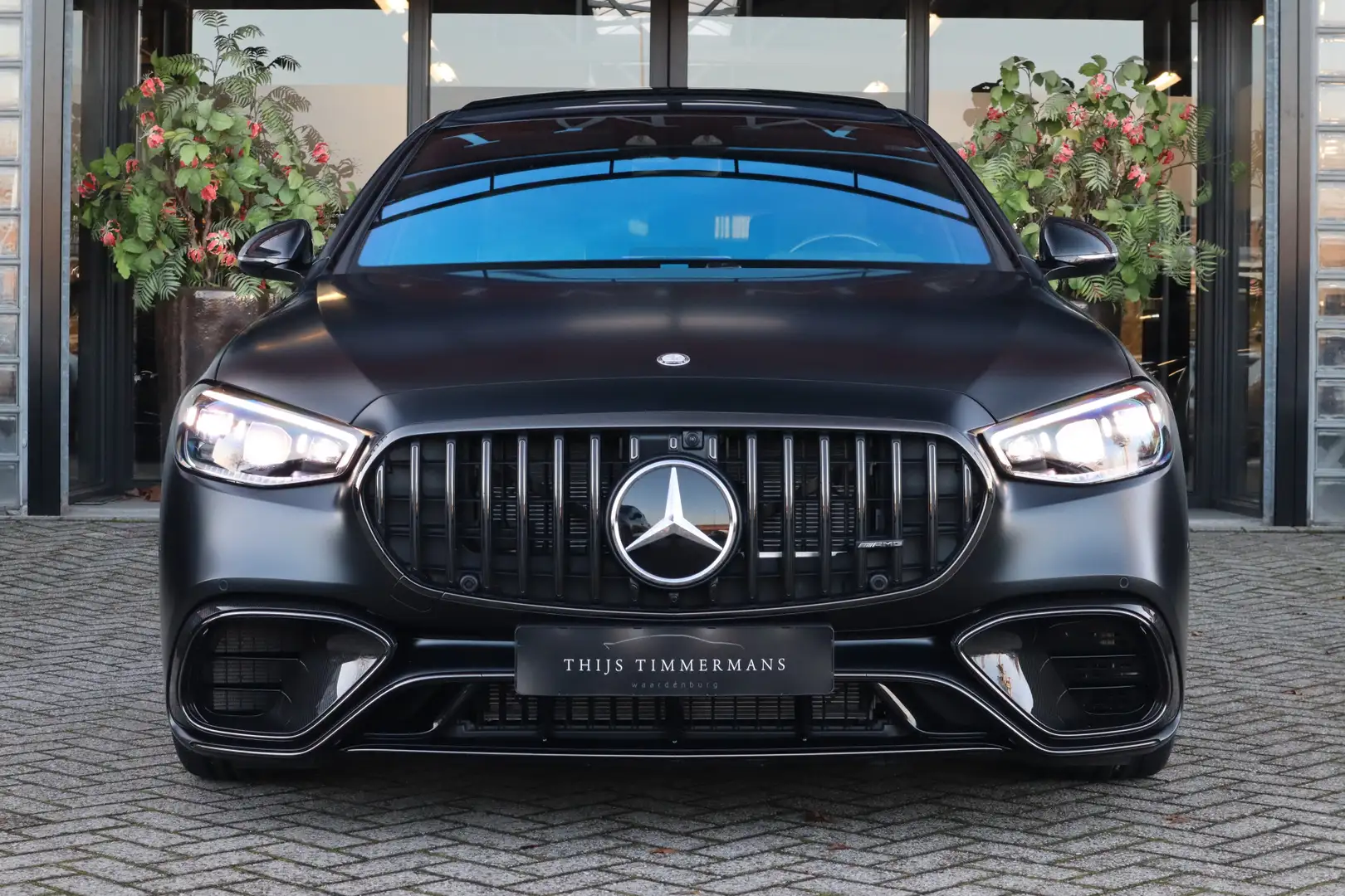 Mercedes-Benz S 63 AMG BRABUS 930 Magno Nachtzwart, Keramische remmen, Ca Zwart - 2