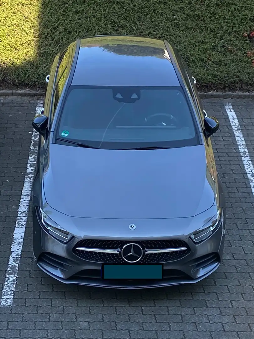 Mercedes-Benz A 250 e 8G-DCT Lim. AMG - 1