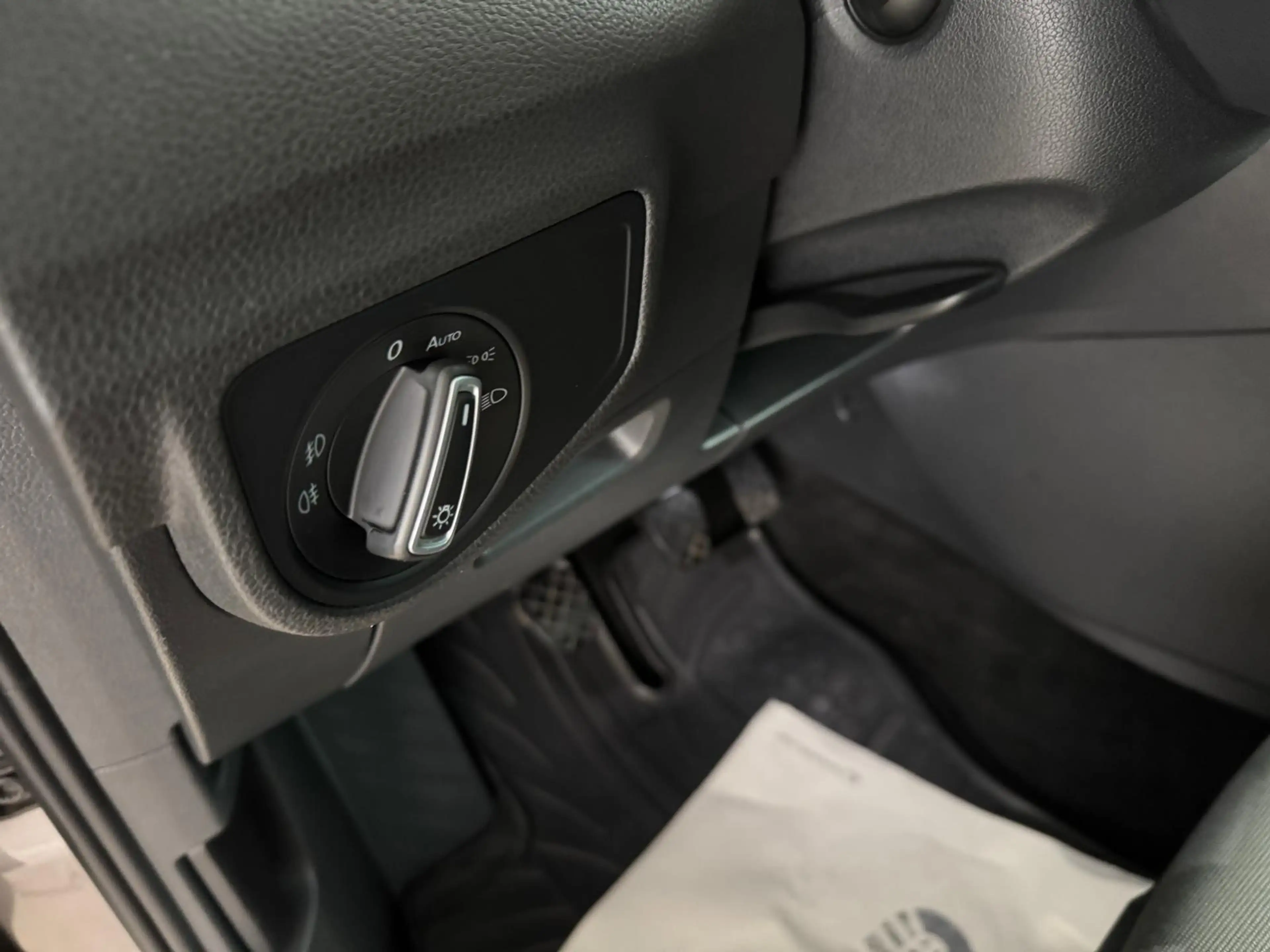 Volkswagen Golf Sportsvan 1.4 - Xenon/Navi/Klima — photo 9