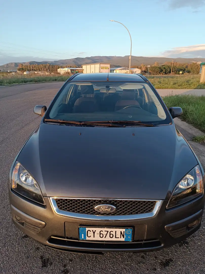 Ford Focus SW 1.8 tdci Ghia - 1
