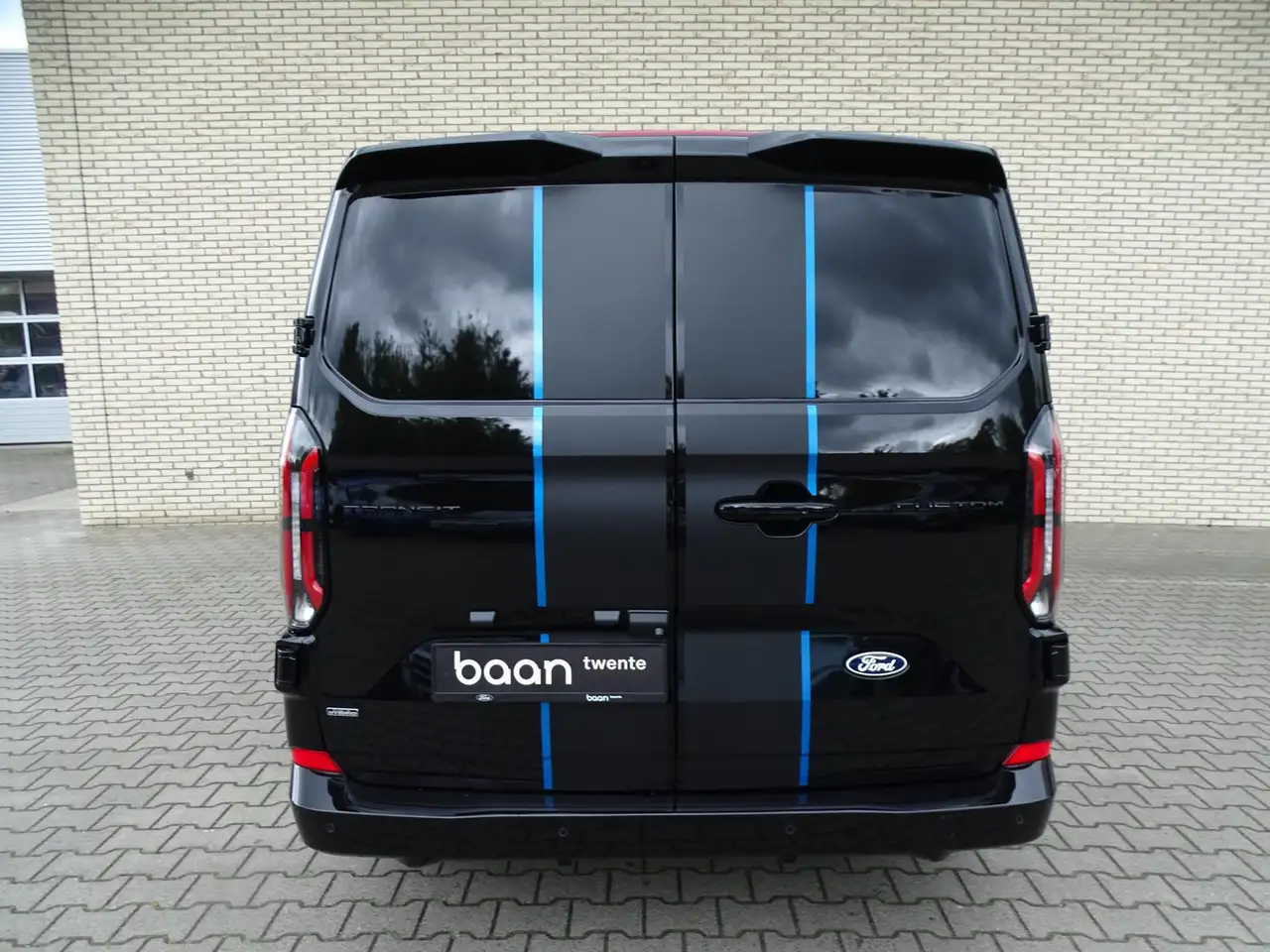 Ford Transit Custom 2026 — фото 10