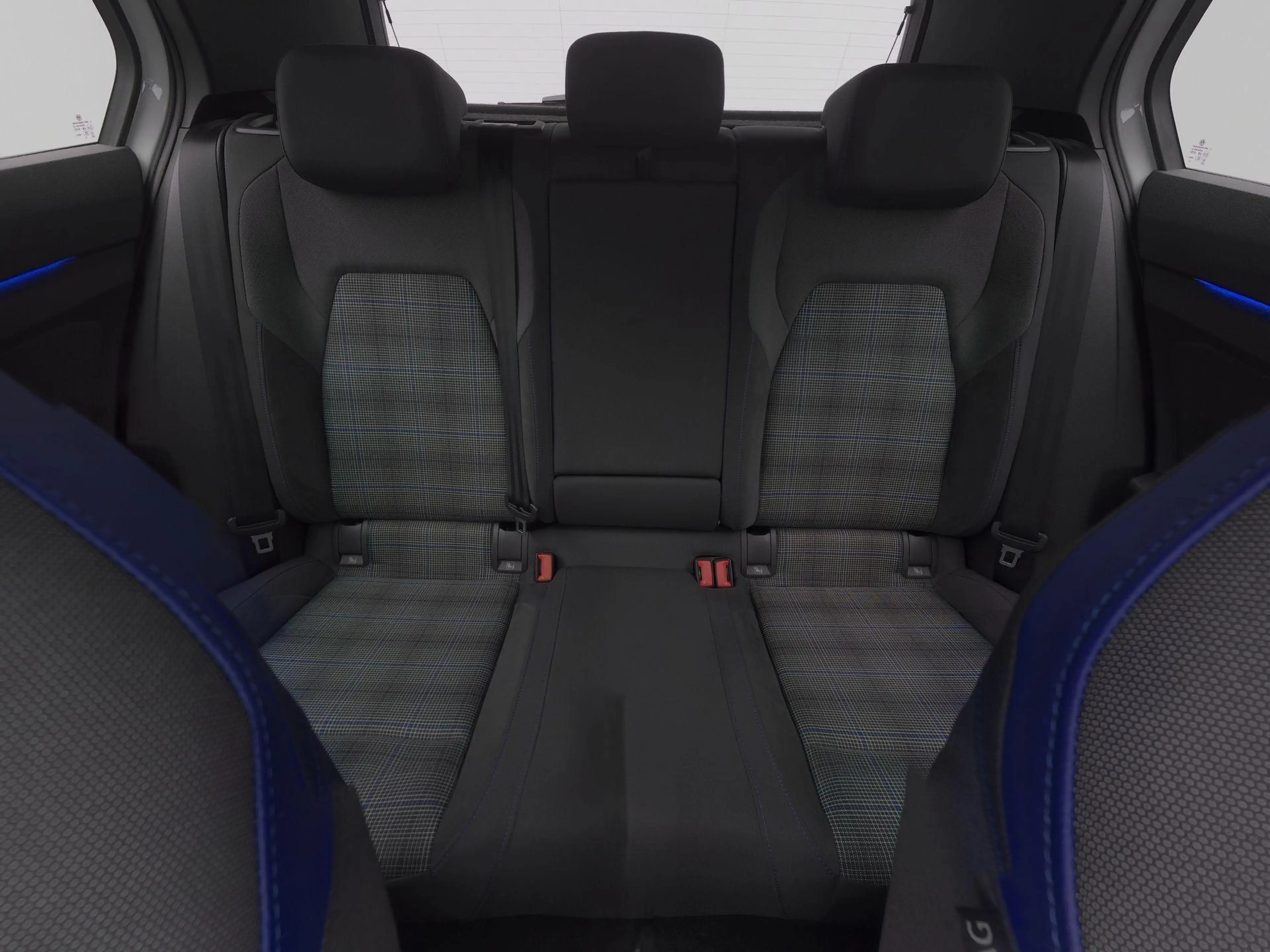 Volkswagen Golf GTE 1.5 eHybrid 272PK | Led Matrix IQ | DCC | Stuur & — photo 11
