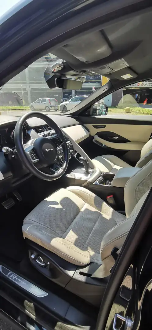 Jaguar E-Pace E-Pace 20172.0 i4 R-Dynamic S awd 249cv auto my19 Nero - 2