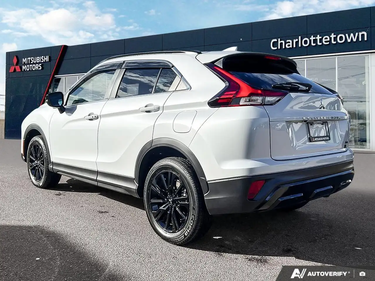 Mitsubishi Eclipse Cross снимка Mitsubishi Eclipse Cross