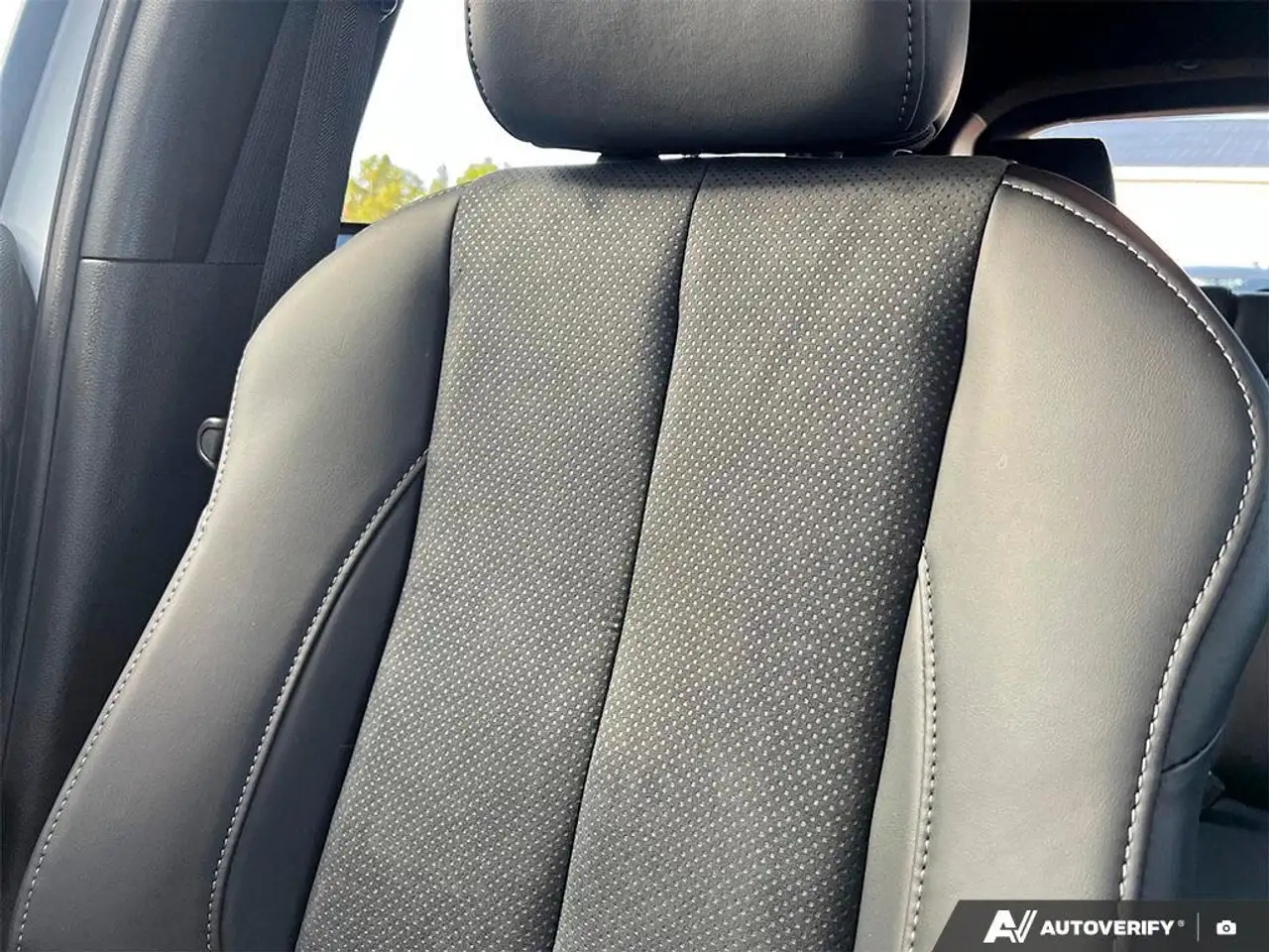 Mitsubishi Eclipse Cross снимка Mitsubishi Eclipse Cross