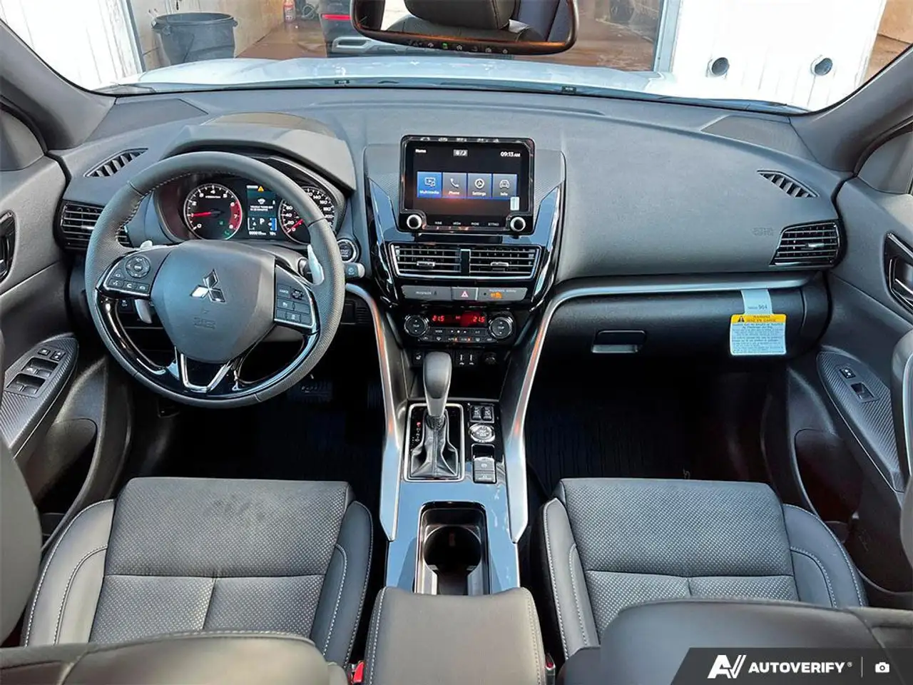 Mitsubishi Eclipse Cross снимка Mitsubishi Eclipse Cross