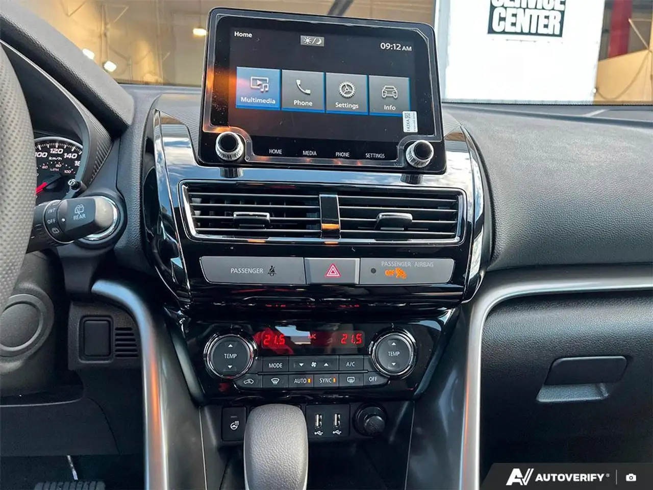 Mitsubishi Eclipse Cross снимка Mitsubishi Eclipse Cross