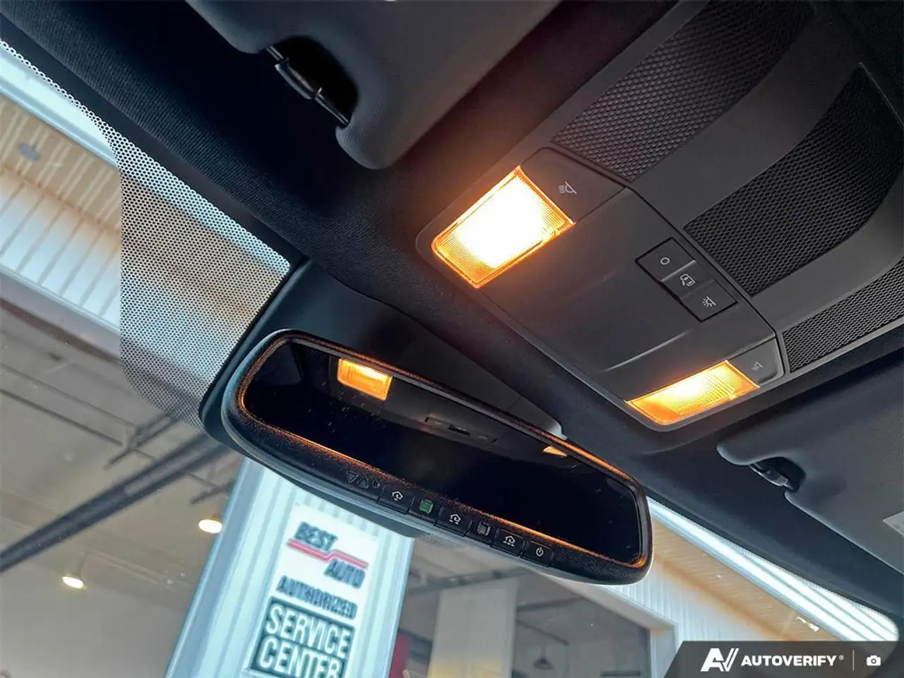 Mitsubishi Eclipse Cross снимка Mitsubishi Eclipse Cross