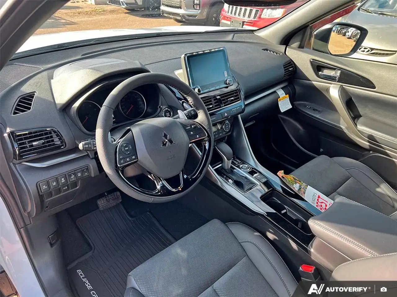 Mitsubishi Eclipse Cross снимка Mitsubishi Eclipse Cross