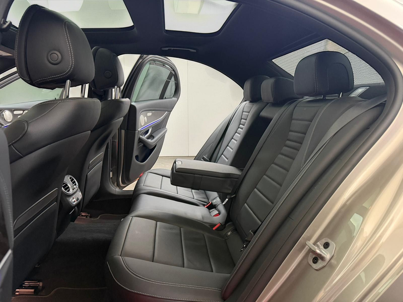 Mercedes-Benz E 450 4M AMG LINE*PANO*AIRM*KEYL*SOFTCL*MEGAVOLL — photo 13