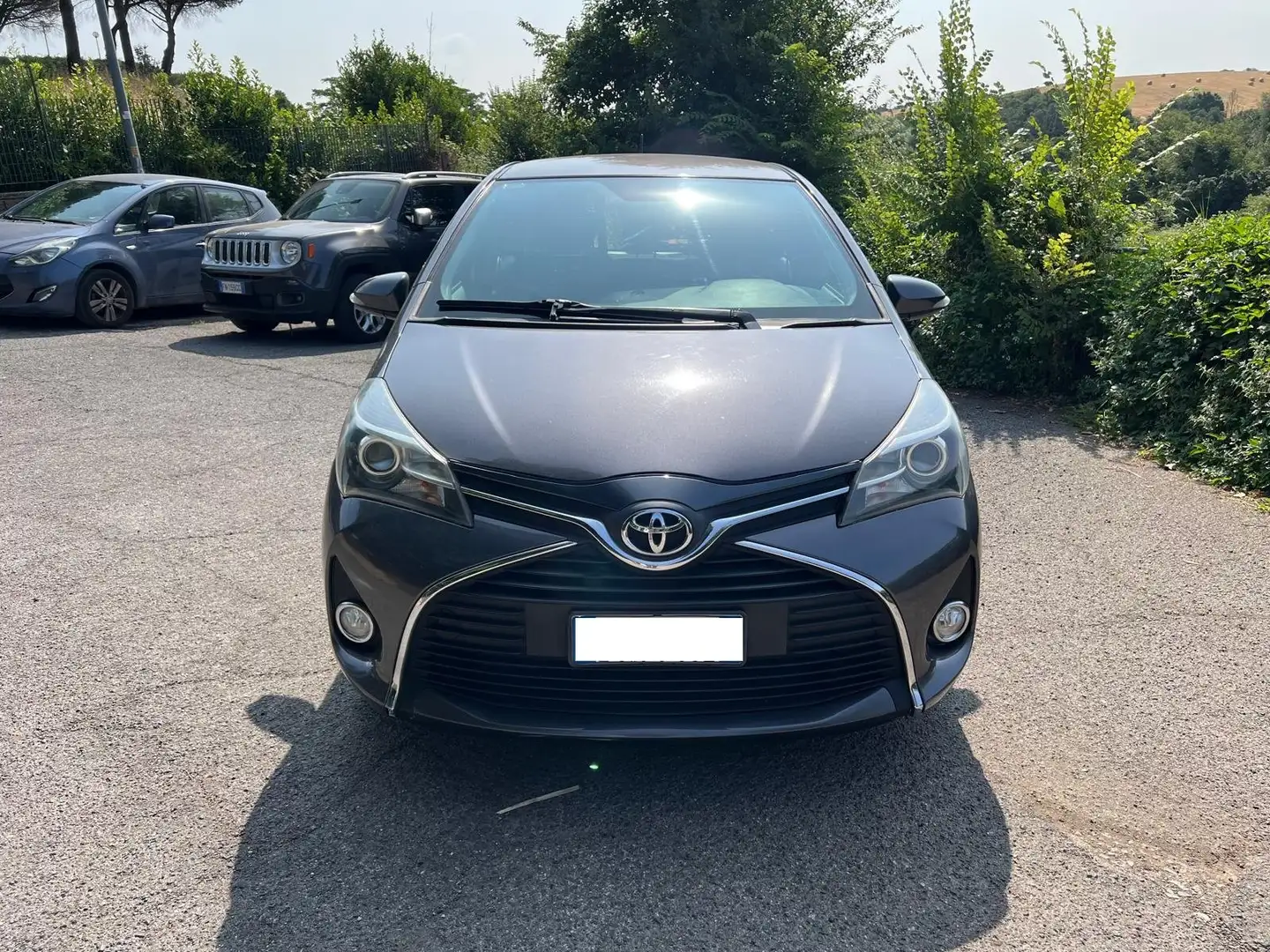 Toyota Yaris 5p 1.0 Eur6 Retrocam. Comandi al Volante km120000 Grau - 2