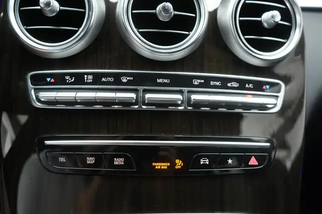 Mercedes-Benz GLC view 22