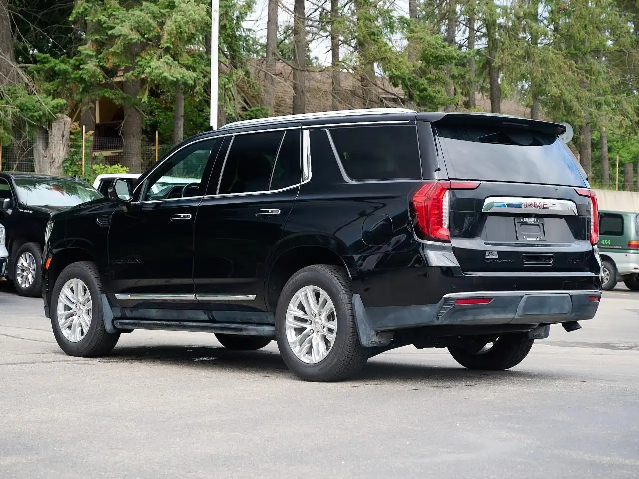 GMC Yukon photo GMC Yukon