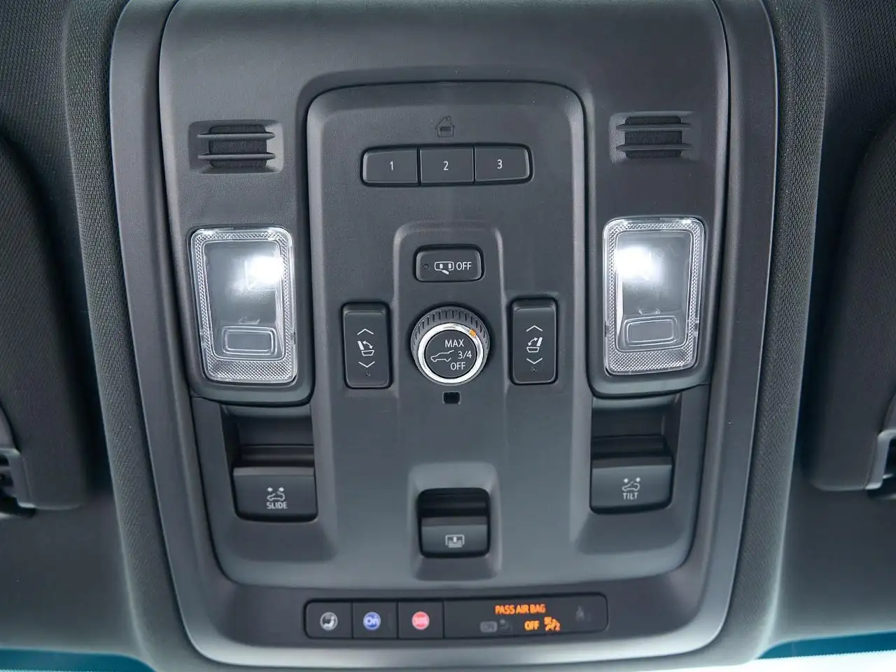 GMC Yukon photo GMC Yukon