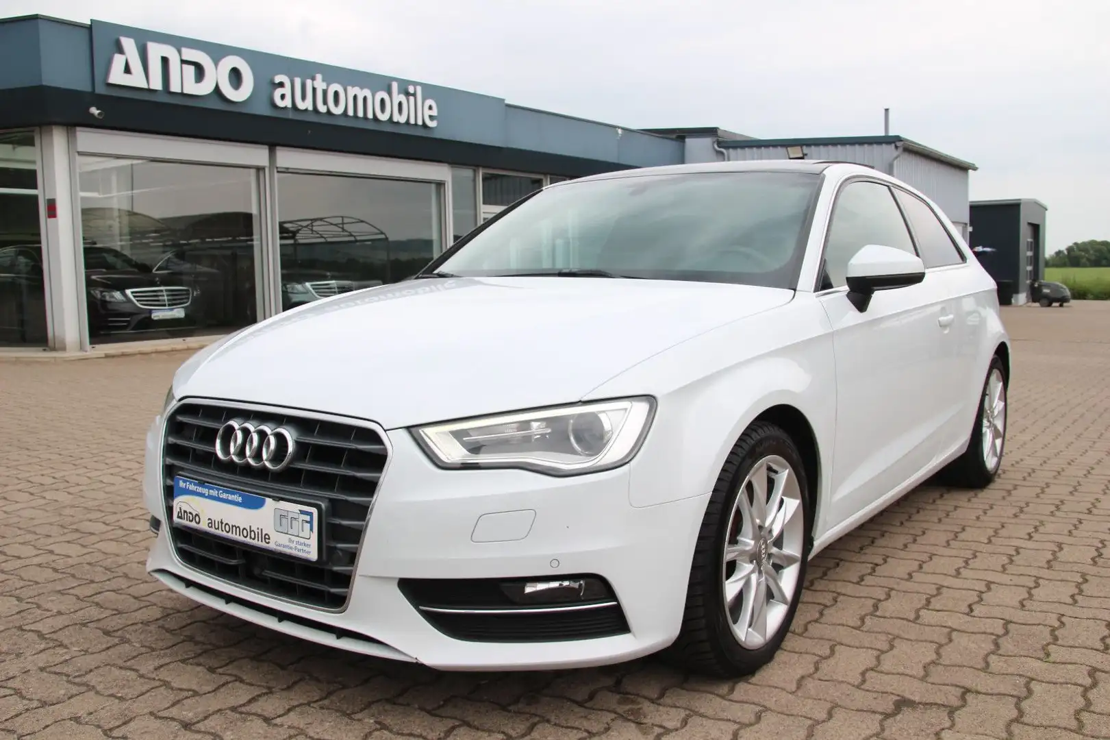 Audi A3 1.8TFSI ambition Alcantara/Xenon/ACC/B&O/Pano Blanco - 1