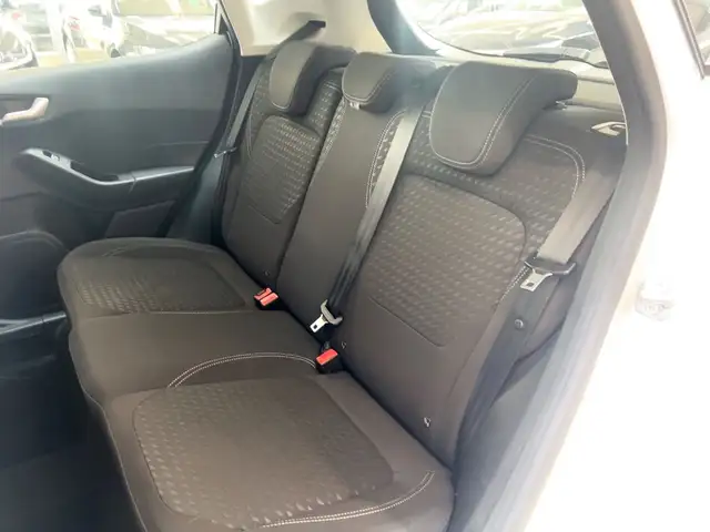 Ford Fiesta view 15